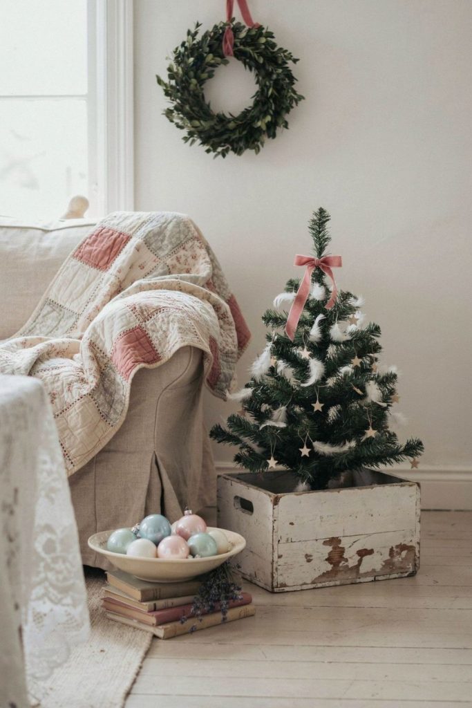 shabby chic christmas theme